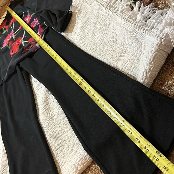 Venus Brilliant Poppy Jumpsuit. Size 2 - Picture 8 of 14